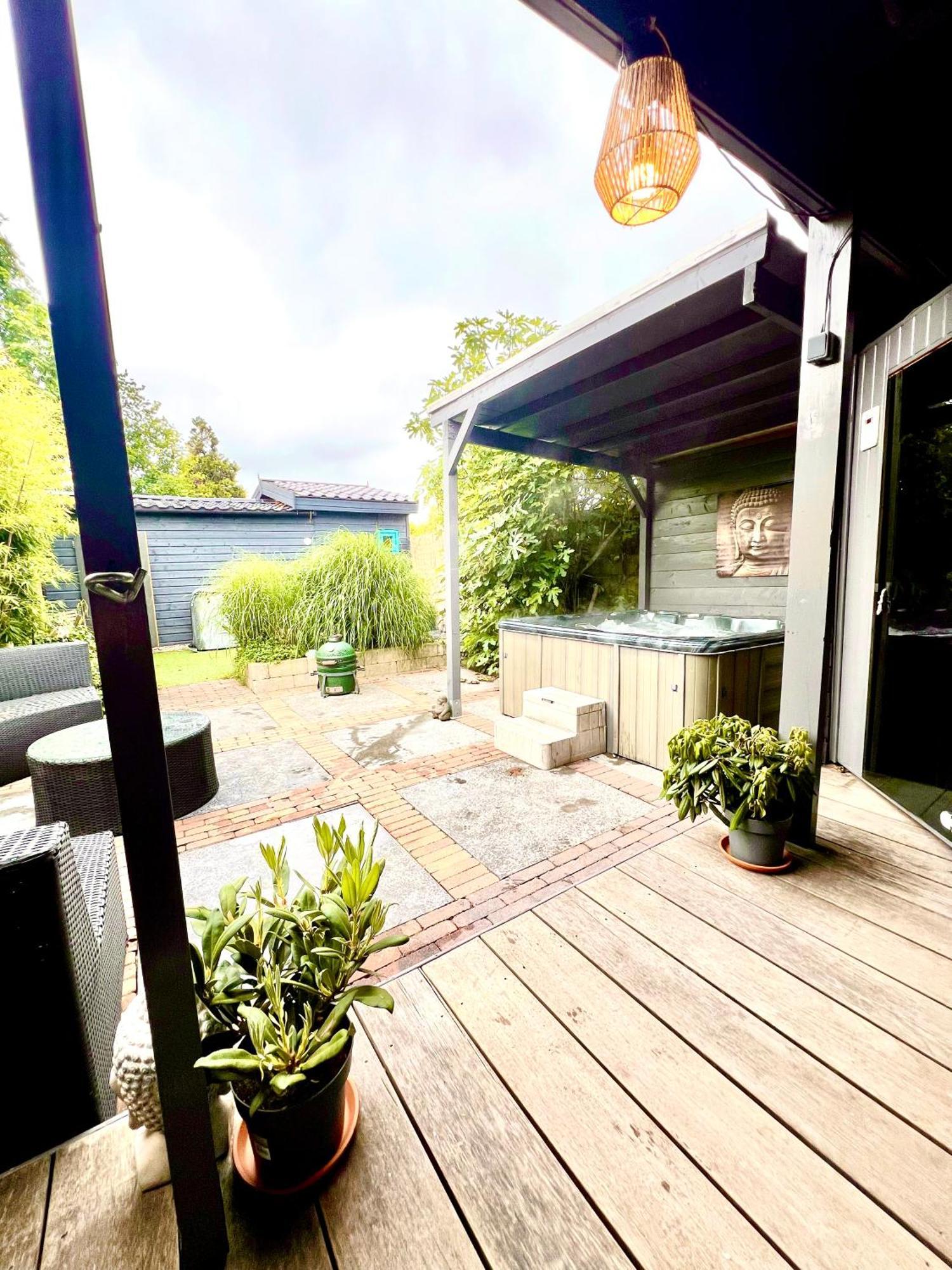 Buddha Style Family House & Jacuzzi & Sauna Near Amsterdam Vijfhuizen Eksteriør bilde