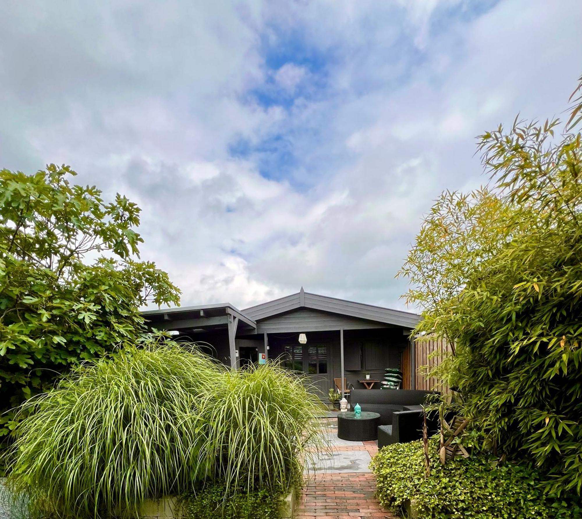 Buddha Style Family House & Jacuzzi & Sauna Near Amsterdam Vijfhuizen Eksteriør bilde